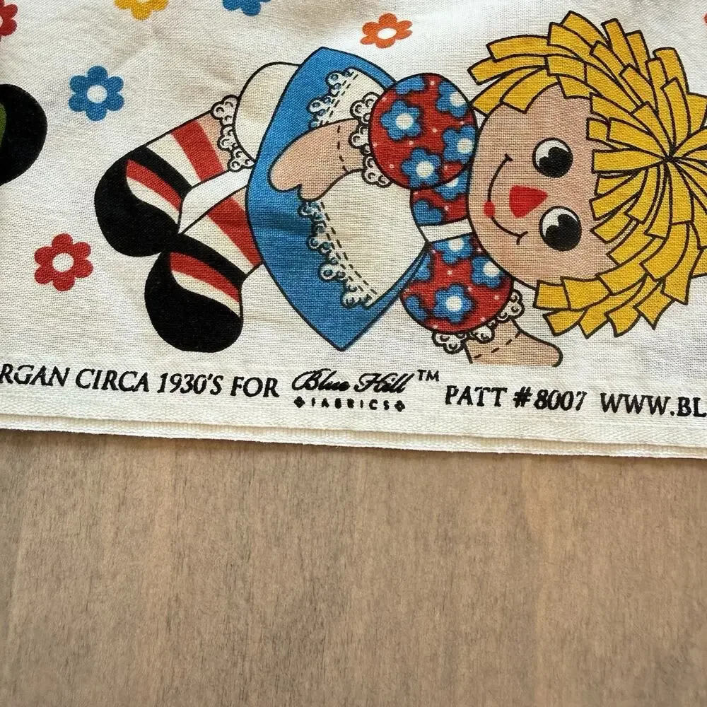 Blue Hill Holly's Dolls Sara Morgan Rag Doll Daisy Toss White Cotton Fabric 2 yd